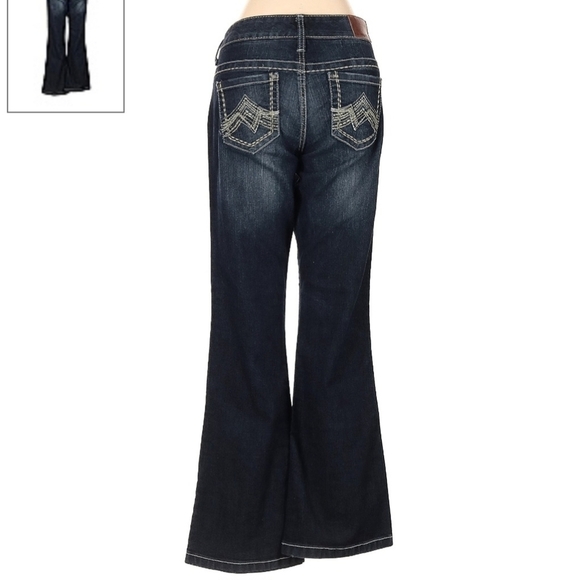 Maurices Dark Wash Blue Denim Jeans Women's 3/4 Short Flare Leg Casual Everyday - Picture 2 of 9